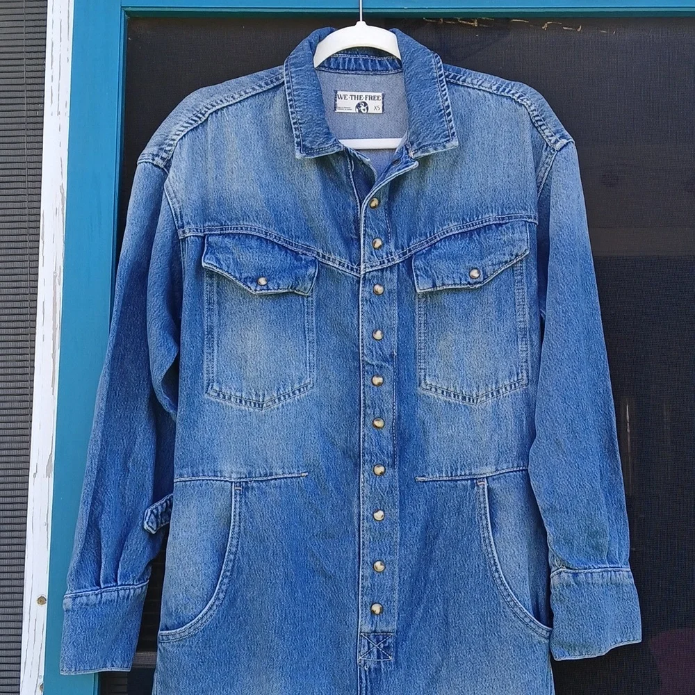 We The Free Denim Jumpsuit NWT Size XS Jeans Townes Coverall - Picture 2 of 16